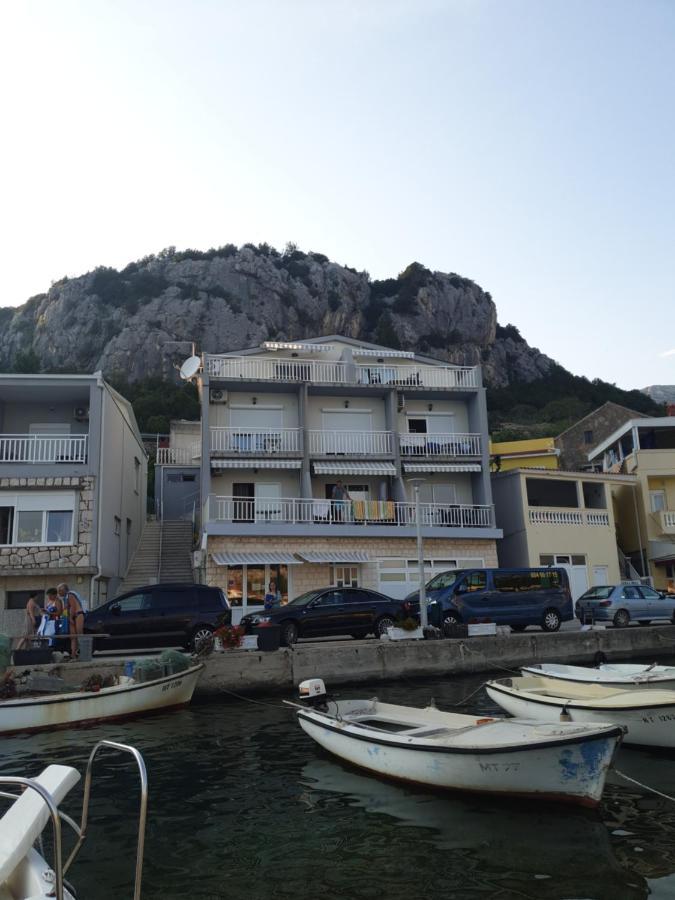 Apartmani Alfijo Klek Kültér fotó